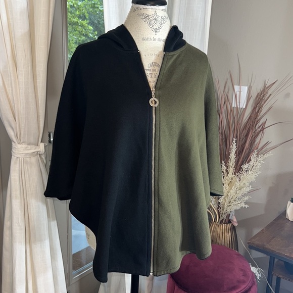 Angel Jackets & Blazers - Ángel black & olive green cape tunic overcoat zipper hoodie & jacket Small​